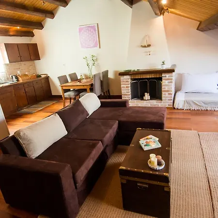 アパート Attic Flat At San Giacomo Square-corfu Town *